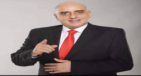 نجوم كرة القدم ينعون عزمي مجاهد